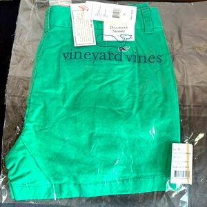 Vineyard Vines Green Women's Shorts